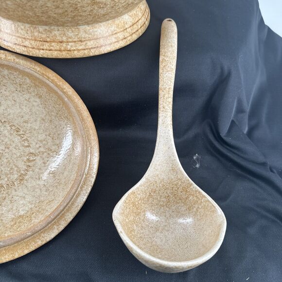 Soup Tureen 3 QT Pottery Craft Stoneware Sand Brown Tan Serving Bowl USA Vintage - Picture 10 of 16